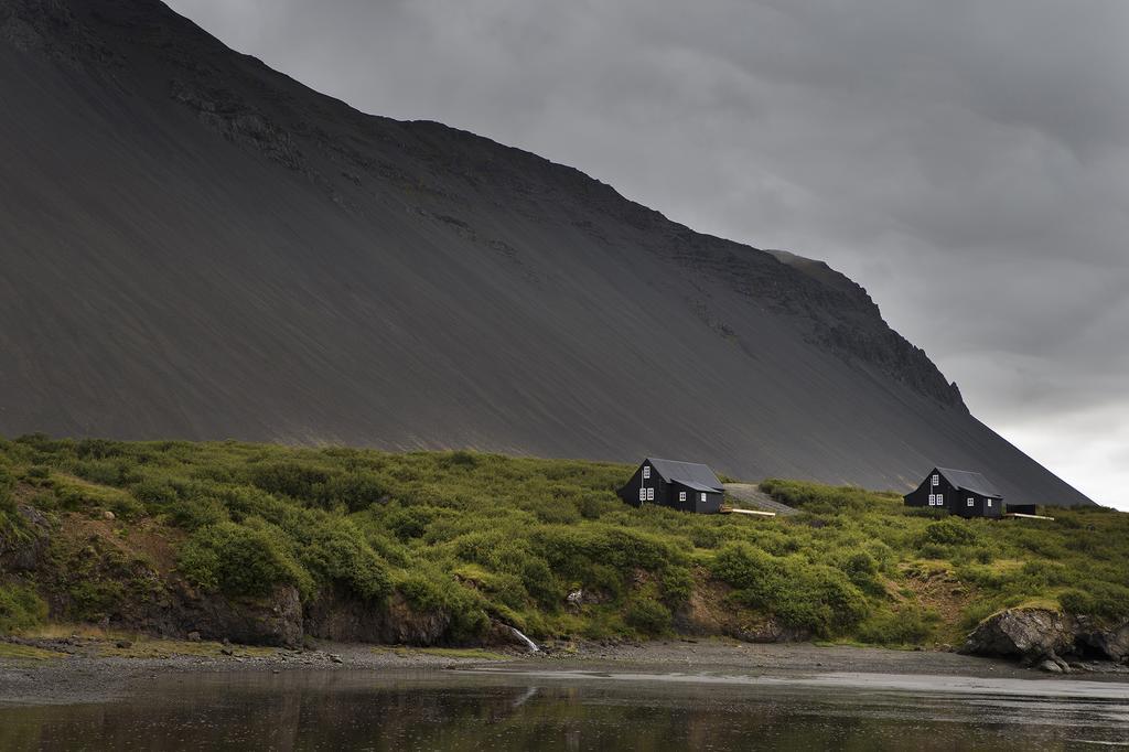 Black Timber House Borgarnes Esterno foto